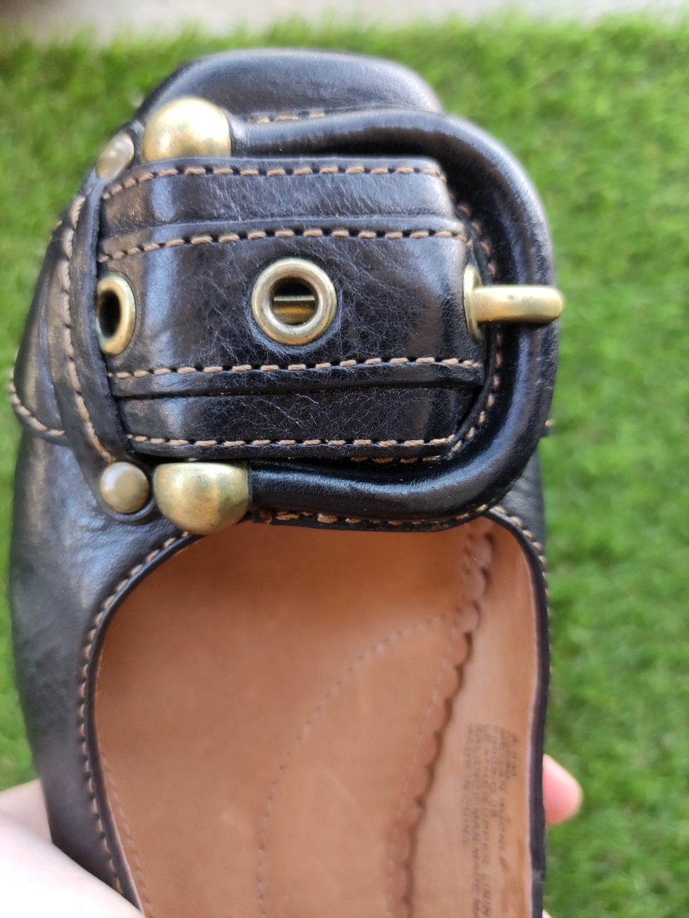 *Frye* Black Leather Flats - Never Worn Out - Picture 4 of 5
